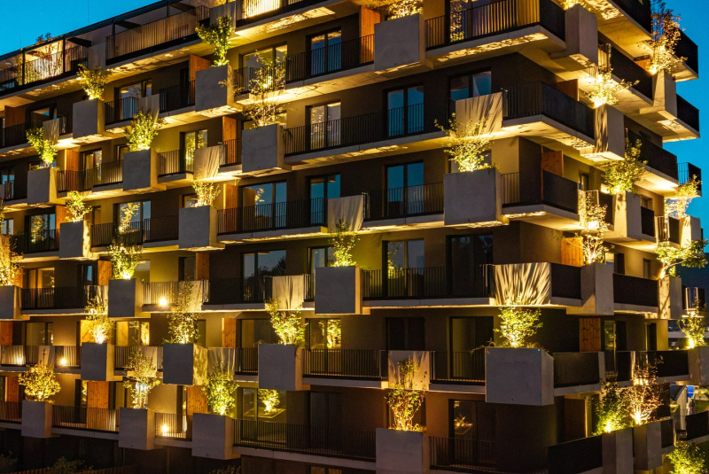 Zámočnícka výroba na mieru / Zahradzovacie stĺpiky Obchodná - foto